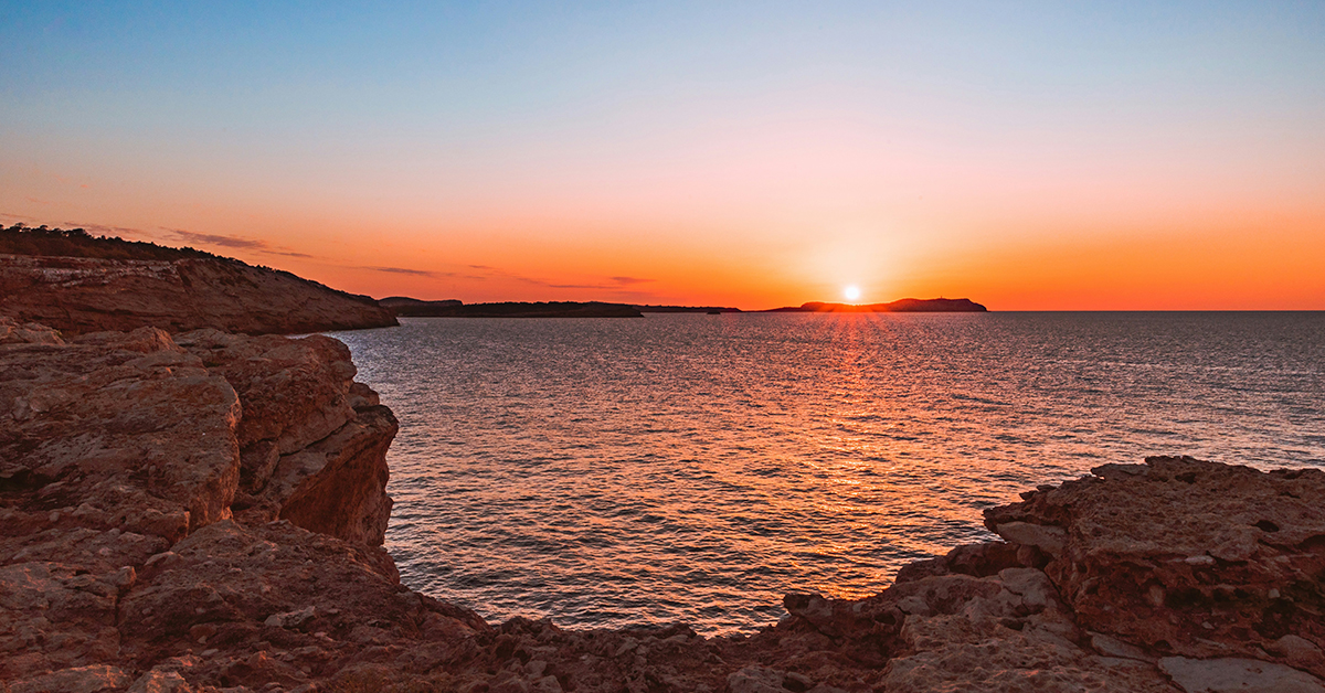 atardecer en ibiza