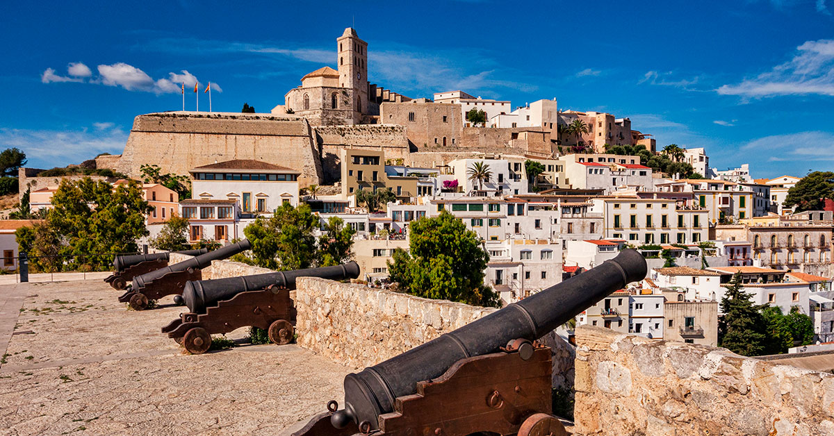 dalt vila canones baluarte