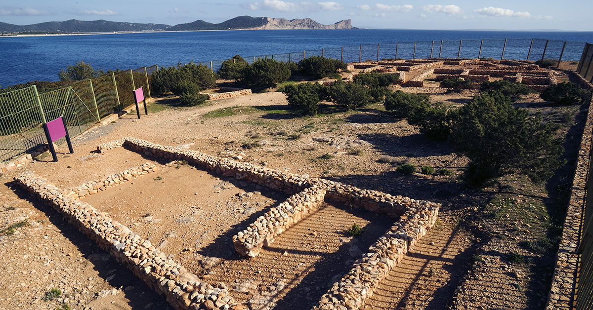 habitantes ibiza sa caleta